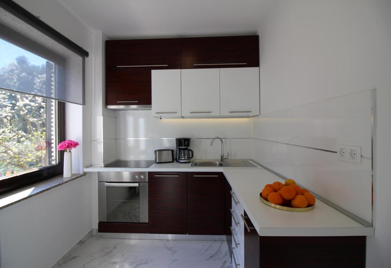 Modern Apartment Sabina With Nice Garden Πόρετς Εξωτερικό φωτογραφία